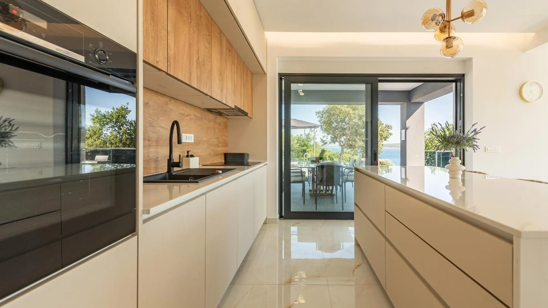 Seaview Villa A'More With Heated Pool ماسلينتسا