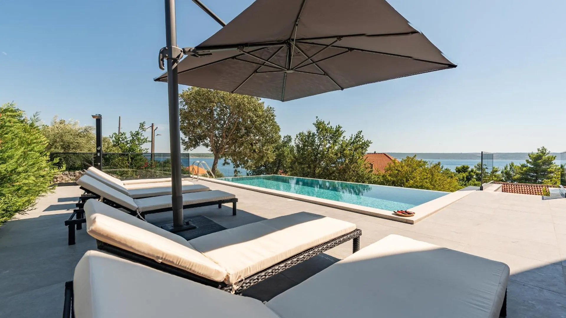 Seaview Villa A'More With Heated Pool Maslenica