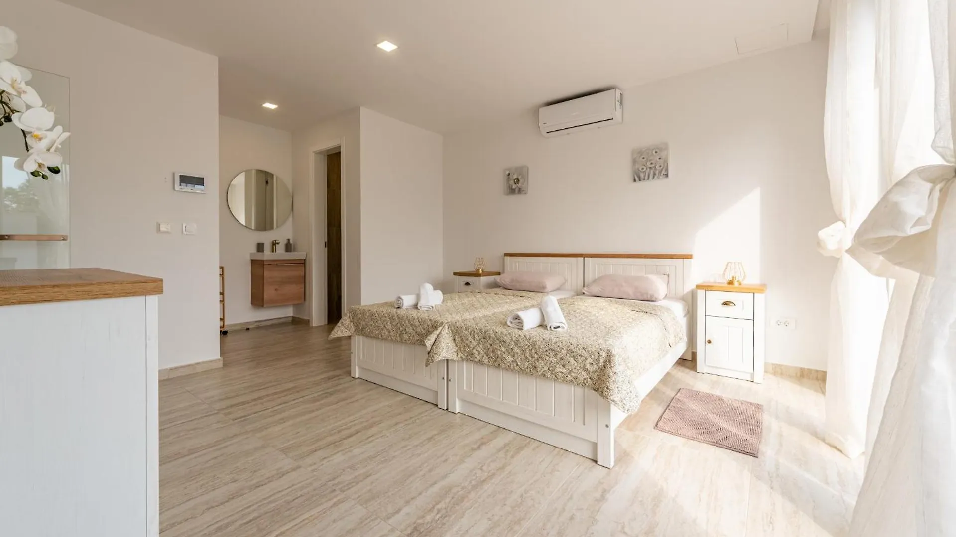 Seaview Villa A'More With Heated Pool ماسلينتسا كرواتيا
