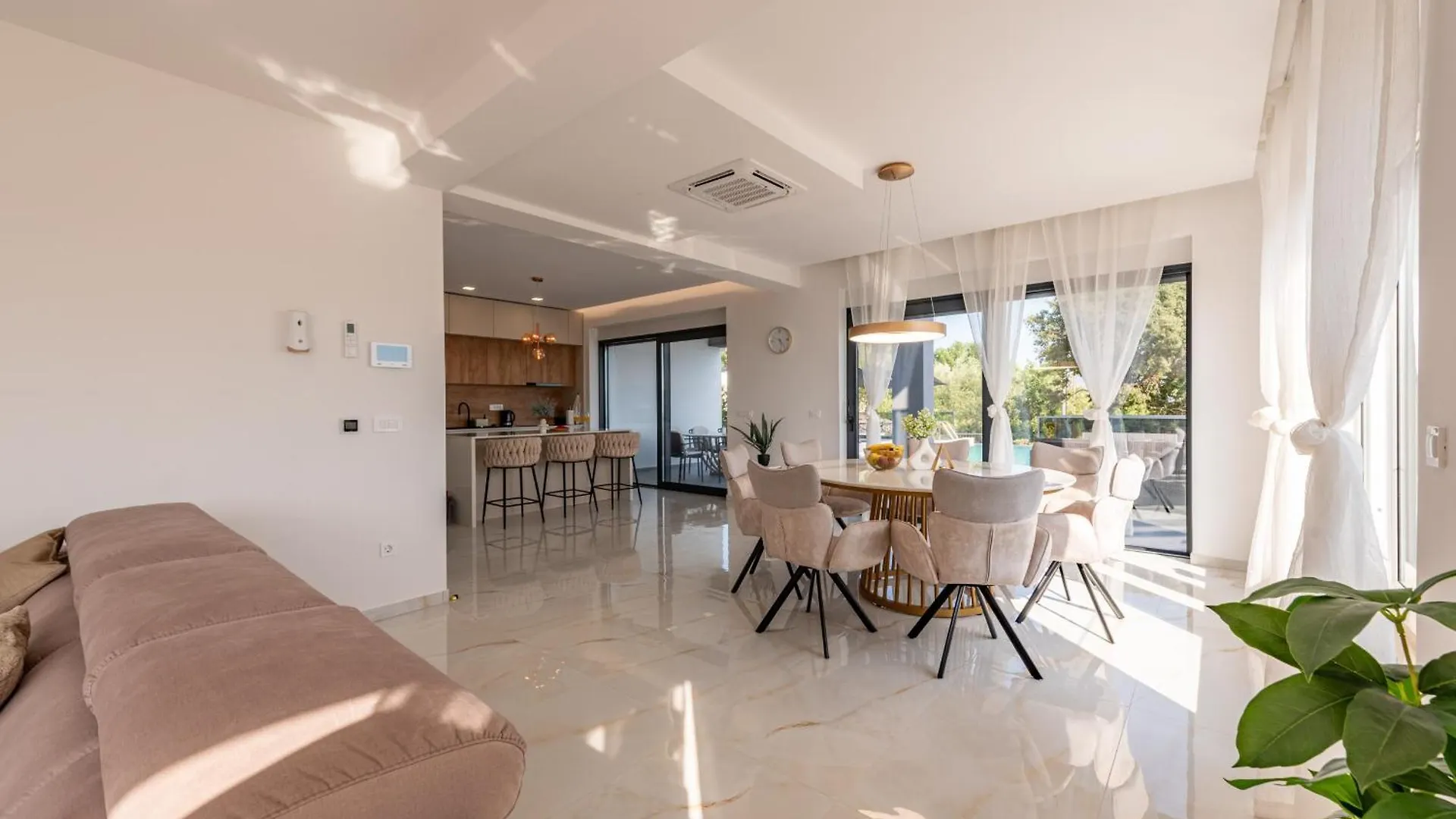 Seaview Villa A'More With Heated Pool ماسلينتسا